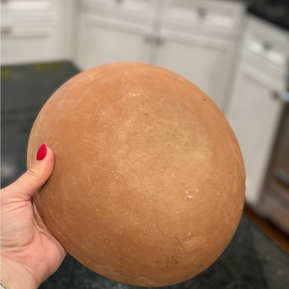 Handmade in Italy Medium size Orange Terracotta Bowl - Picture 13 of 16
